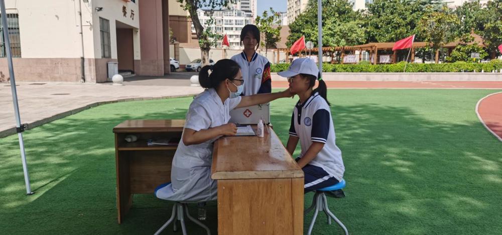 70c7b302cd60788ba36ce4cfcad00b8