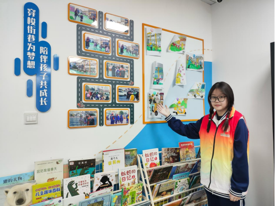 【经济快讯】五四薪火传，劳动筑梦想——青岛经济职业学校“琢玉知行”志愿团2025级1班志愿队走进南宁路社区